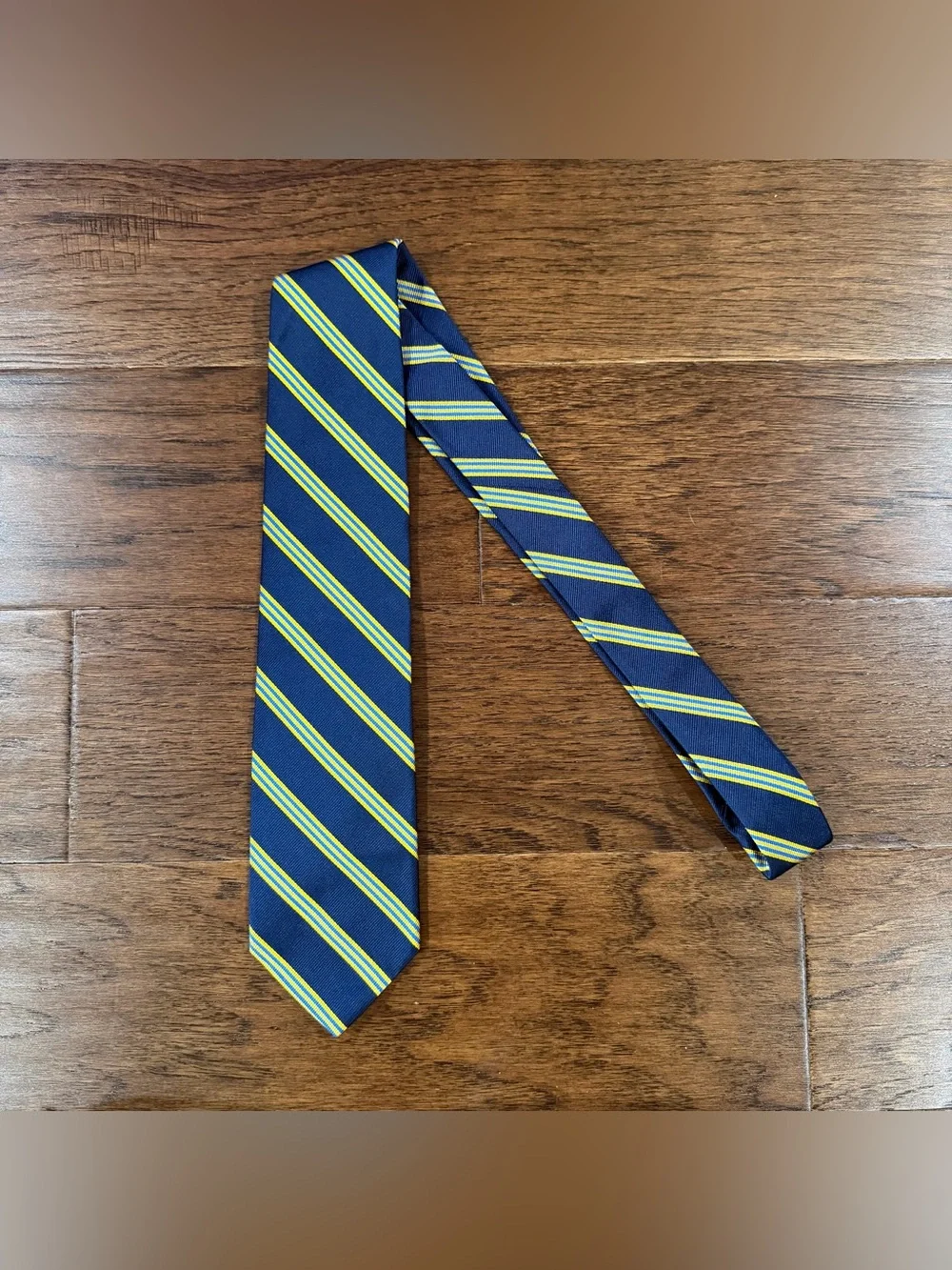 Brooks Brothers 100% Silk Tie Mens Navy/Yellow Striped Made In New York USA